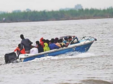 Speedboat mishap in Padma river leaves 3 fishermen dead